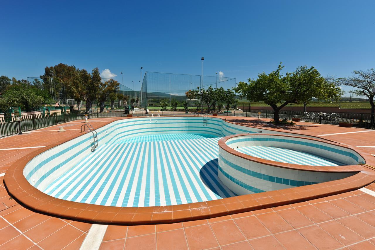 La Perla Del Tirreno Apartment Santa Severa Luaran gambar
