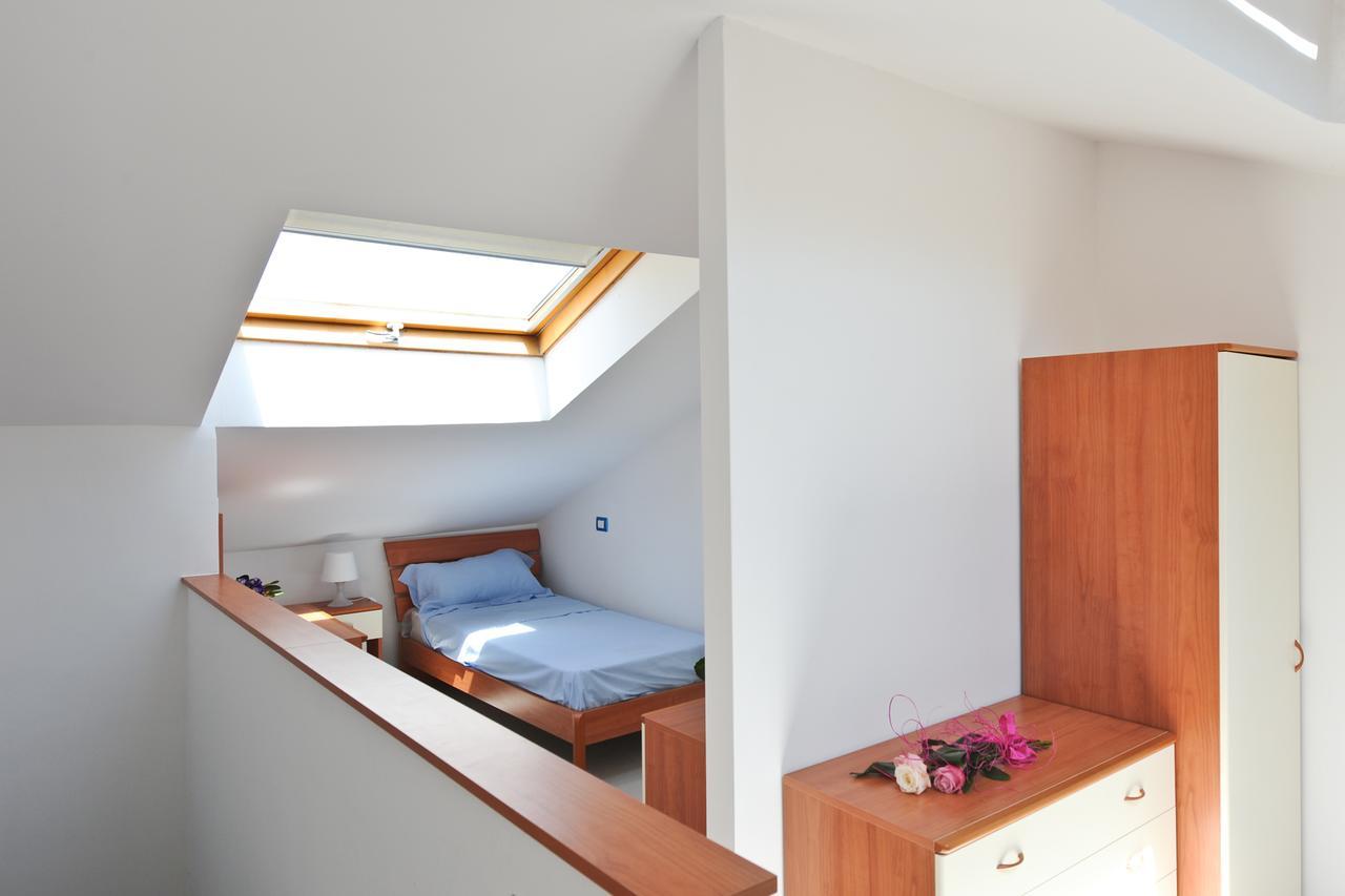 La Perla Del Tirreno Apartment Santa Severa Luaran gambar
